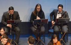 Foto de la galería: En violín y piano, el Teatro Lirico invitó a una noche con Mozart en Posadas