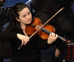 Foto de la galería: En violín y piano, el Teatro Lirico invitó a una noche con Mozart en Posadas