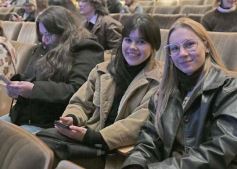 Foto de la galería: En violín y piano, el Teatro Lirico invitó a una noche con Mozart en Posadas