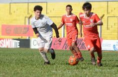 Sixto Fotografías. Deportes. Copa Argentina - Bayern en Misiones: primera parte de la jornada de fútbol y celebración en Santa Inés 