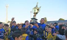 Foto de la galería: En lo más alto del fútbol misionero: Mitre gritó campeón