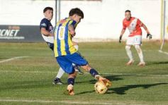 Foto de la galería: En lo más alto del fútbol misionero: Mitre gritó campeón