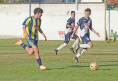 Foto de la galería: En lo más alto del fútbol misionero: Mitre gritó campeón