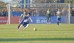 Foto de la galería: En lo más alto del fútbol misionero: Mitre gritó campeón