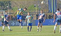 Foto de la galería: En lo más alto del fútbol misionero: Mitre gritó campeón