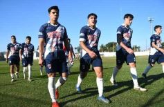 Foto de la galería: En lo más alto del fútbol misionero: Mitre gritó campeón