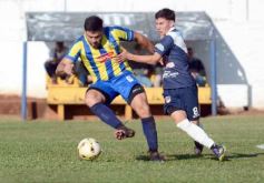 Foto de la galería: En lo más alto del fútbol misionero: Mitre gritó campeón