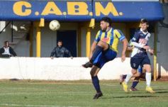 Foto de la galería: En lo más alto del fútbol misionero: Mitre gritó campeón