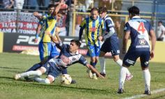 Foto de la galería: En lo más alto del fútbol misionero: Mitre gritó campeón