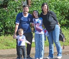 Foto de la galería: En lo más alto del fútbol misionero: Mitre gritó campeón