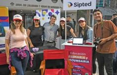 Foto de la galería: Juventud Misionera Celebra cerró actividades con una jornada tecnológica en la Legislatura