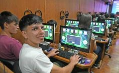 Foto de la galería: Juventud Misionera Celebra cerró actividades con una jornada tecnológica en la Legislatura