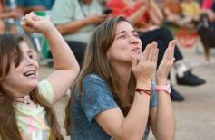 Foto de la galería: Al Caer el Sol en El Brete: el domingo de los niños se pasó con música y diversión familiar