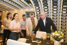 Foto de la galería: Dedicado a la arquitectura, construcción y diseño: sigue Espacio UNE en la ciudad