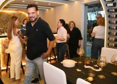 Foto de la galería: Dedicado a la arquitectura, construcción y diseño: sigue Espacio UNE en la ciudad