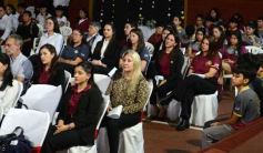 Foto de la galería: Los 50 años del Instituto Virgen de Itati: gran marco de encuentro en la misa aniversario