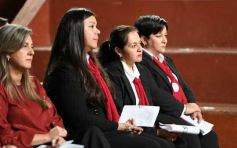 Foto de la galería: Los 50 años del Instituto Virgen de Itati: gran marco de encuentro en la misa aniversario