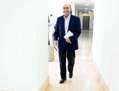 Foto de la galería: El Parlamento Estudiantil Misionero sesionó en la Legislatura con 20 leyes aprobadas