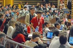 Foto de la galería: El Parlamento Estudiantil Misionero sesionó en la Legislatura con 20 leyes aprobadas