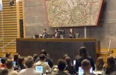 Foto de la galería: El Parlamento Estudiantil Misionero sesionó en la Legislatura con 20 leyes aprobadas