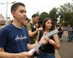 Foto de la galería: Fotoperiodismo y Charla sobre IA: actividades que convocaron en la Explanada de la Legislatura