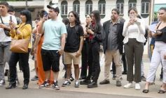 Foto de la galería: Fotoperiodismo y Charla sobre IA: actividades que convocaron en la Explanada de la Legislatura