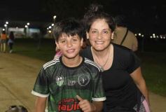 Foto de la galería: Al Caer el sol: el Brete reunió disfrute y música en el primer finde de primavera