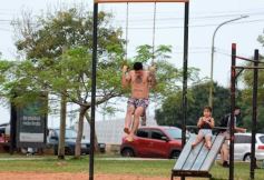 Foto de la galería: Al Caer el sol: el Brete reunió disfrute y música en el primer finde de primavera