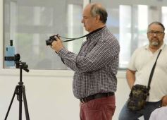 Foto de la galería: El Honorable Concejo Deliberante de Garupá reconoció a fotógrafos en su dia