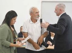 Foto de la galería: El Honorable Concejo Deliberante de Garupá reconoció a fotógrafos en su dia