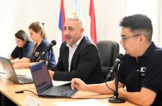 Foto de la galería: El Honorable Concejo Deliberante de Garupá reconoció a fotógrafos en su dia