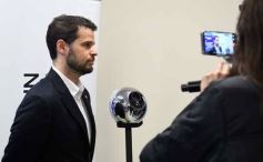 Foto de la galería: Presentaron el Worldcoin en Posadas, avance tecnológico para validar la identidad a través de los ojos