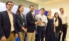 Foto de la galería: Presentaron el Worldcoin en Posadas, avance tecnológico para validar la identidad a través de los ojos