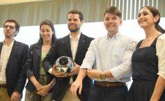 Foto de la galería: Presentaron el Worldcoin en Posadas, avance tecnológico para validar la identidad a través de los ojos