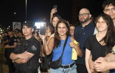 Foto de la galería: Segunda noche de calle: otro resumen de disfrute de la Estudiantina posadeña