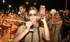 Foto de la galería: Segunda noche de calle: otro resumen de disfrute de la Estudiantina posadeña