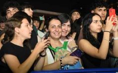 Foto de la galería: Segunda noche de calle: otro resumen de disfrute de la Estudiantina posadeña