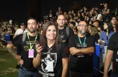 Foto de la galería: Segunda noche de calle: otro resumen de disfrute de la Estudiantina posadeña