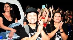 Foto de la galería: Segunda noche de calle: otro resumen de disfrute de la Estudiantina posadeña