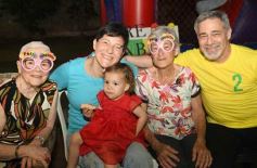 Foto de la galería: Los 2 añitos de Evangelina: tarde de juegos y gran encuentro familiar pusieron color a la celebración