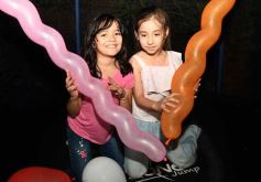 Foto de la galería: Los 2 añitos de Evangelina: tarde de juegos y gran encuentro familiar pusieron color a la celebración