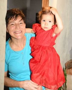 Foto de la galería: Los 2 añitos de Evangelina: tarde de juegos y gran encuentro familiar pusieron color a la celebración