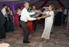 Foto de la galería: Ramón Adaro y Elizabeth Stuker dieron el si y celebraron a lo grande en el Atlético Posadas