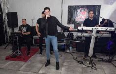 Foto de la galería: Ramón Adaro y Elizabeth Stuker dieron el si y celebraron a lo grande en el Atlético Posadas