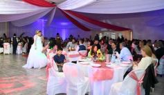 Foto de la galería: Ramón Adaro y Elizabeth Stuker dieron el si y celebraron a lo grande en el Atlético Posadas