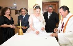 Foto de la galería: Ramón Adaro y Elizabeth Stuker dieron el si y celebraron a lo grande en el Atlético Posadas