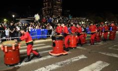 Foto de la galería: Tercera noche de calle: mucho de lo que prometió y ya cumplió la Estudiantina posadeña
