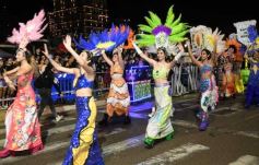 Foto de la galería: Tercera noche de calle: mucho de lo que prometió y ya cumplió la Estudiantina posadeña