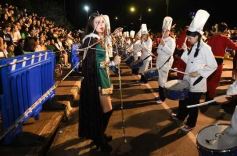 Foto de la galería: Tercera noche de calle: mucho de lo que prometió y ya cumplió la Estudiantina posadeña