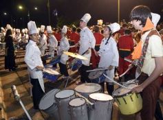 Foto de la galería: Tercera noche de calle: mucho de lo que prometió y ya cumplió la Estudiantina posadeña